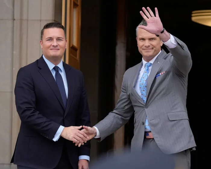 Wes Streeting urges US to back Ukraine on Washington visit after Starlink row