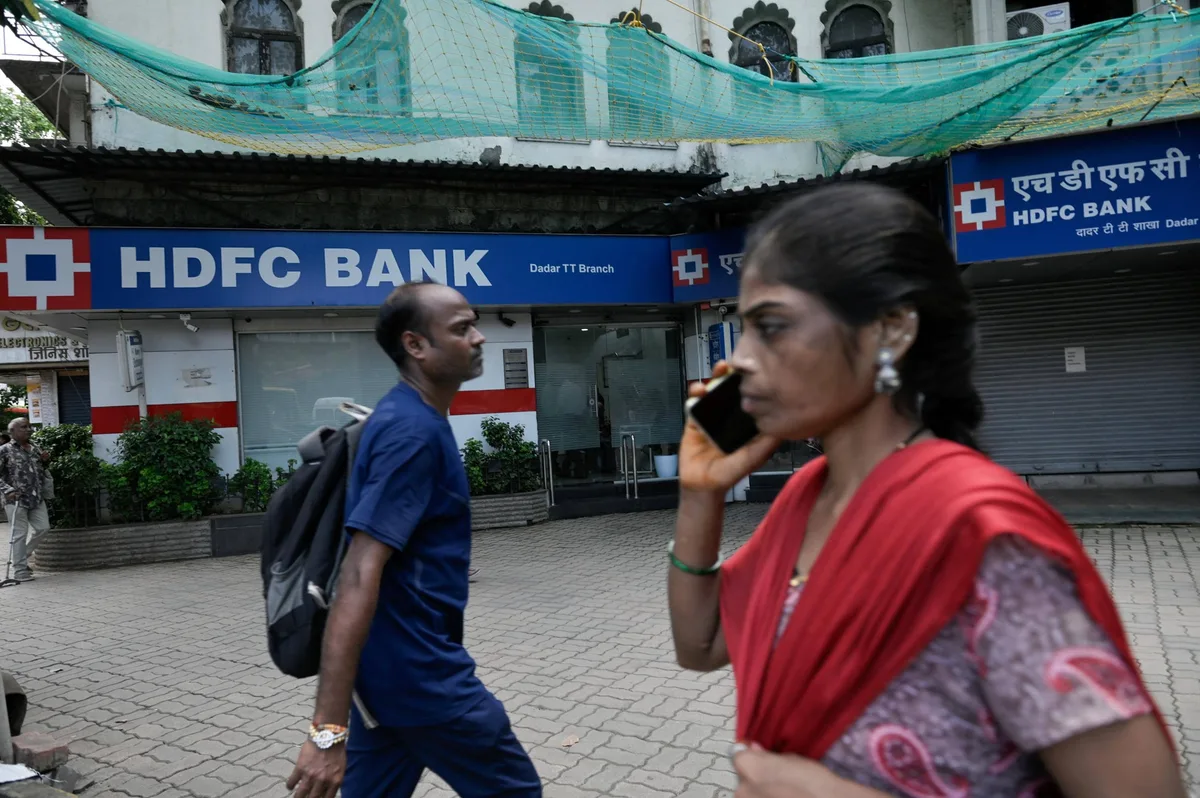 HDFC Bank at risk of losing top Nifty spot to ICICI amid leadership turmoil