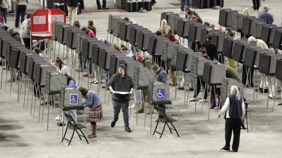 Maine Republican governor nominee requests ICE at polling places during midterms