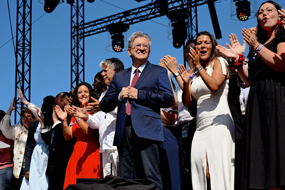 Présidentielle 2027 : entre Mélenchon et Glucksmann, la gauche se prépare à jouer désunie