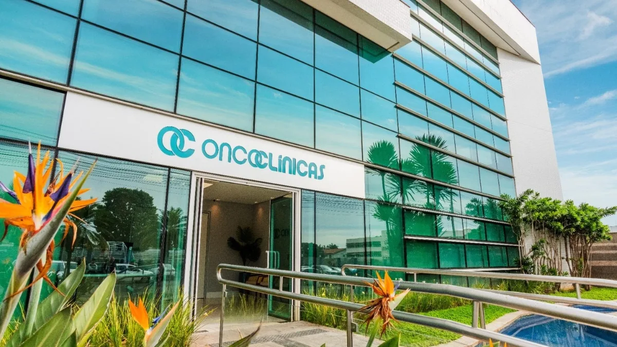 Oncoclínicas (ONCO3) dispara quase 20%: por que a ação sobe mesmo com prejuízo de R$ 475 milhões?
