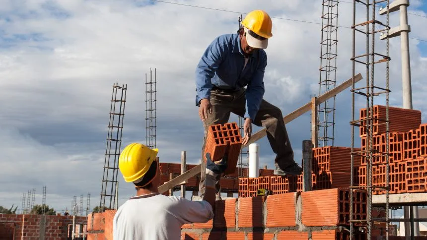 EN VIDEO: Gobierno anunció plan de formación para trabajadores de la construcción tras terremotos