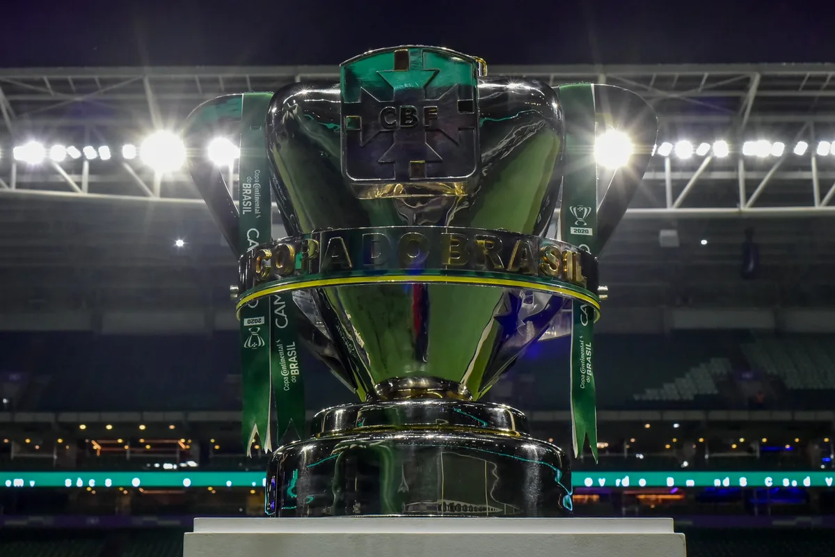 URT se garante na Copa do Brasil de 2027 com ajuda do Cruzeiro; entenda