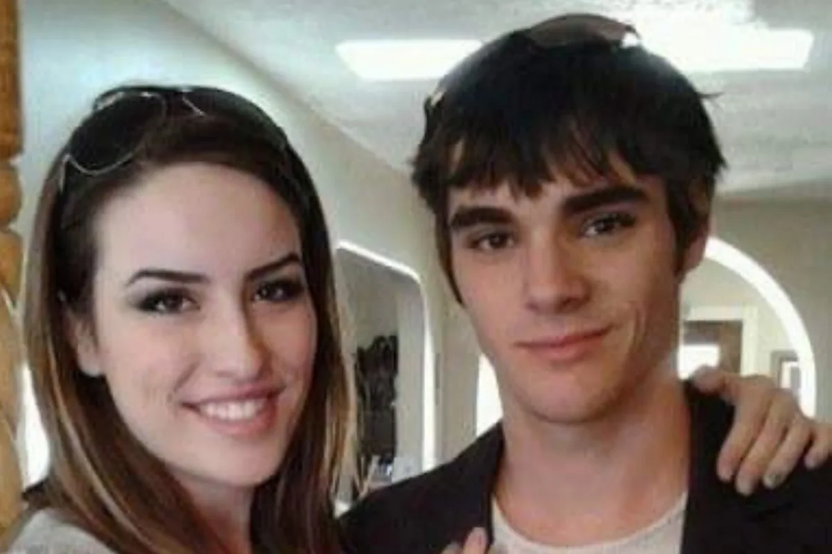 La triste carta de despedida que compartió la exnovia de RJ Mitte tras la muerte del actor: “No puedo creer que esto sea verdad”