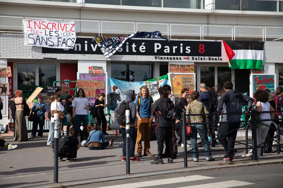 Pour répondre au mouvement étudiant et lycéen, le gouvernement doit instaurer une réelle gratuité de l’enseignement supérieur
