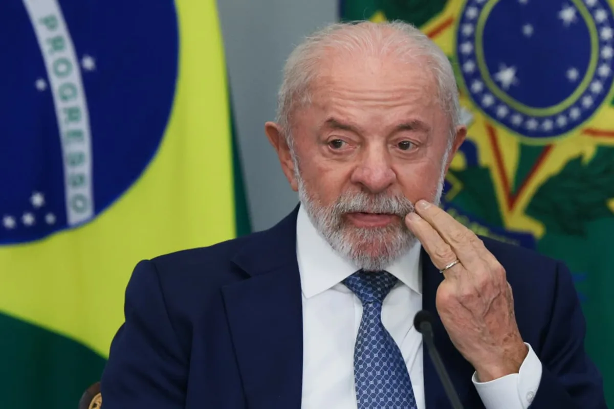 Taxa das Blusinhas: governo quer reavaliar impacto da medida a cada 6 meses