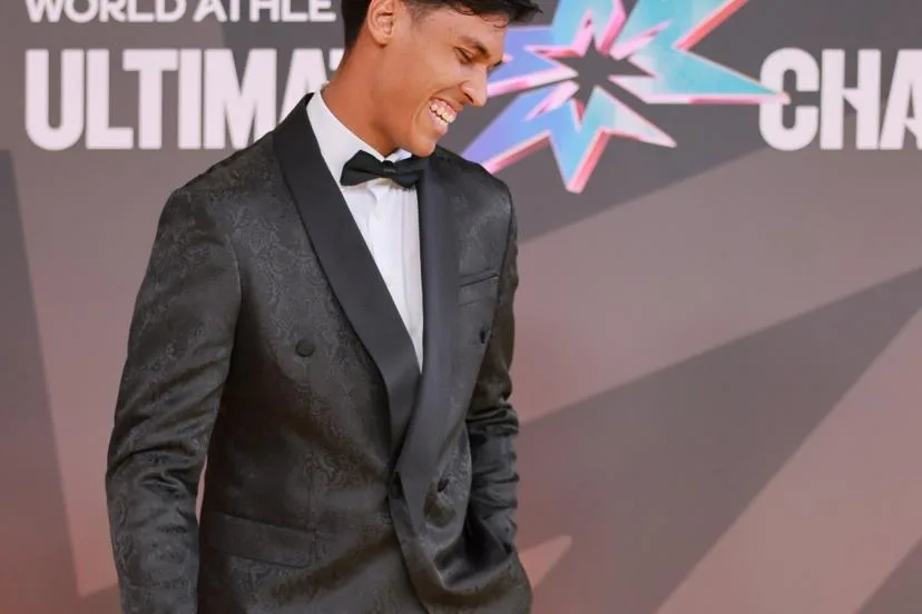 Smoking, robes longues et strass, les Français ont soigné leur entrée sur le tapis rouge avant la bataille à Ultimate Championship