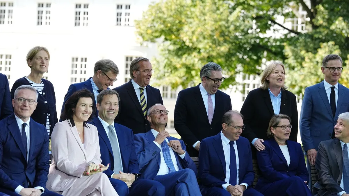 Bundesregierung: Wirtschaft, Klima, Drohnen: Kabinett versucht den Neustart