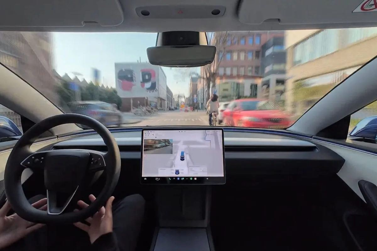 Après avoir dit non à Elon Musk, la France ouvre la porte au FSD de Tesla