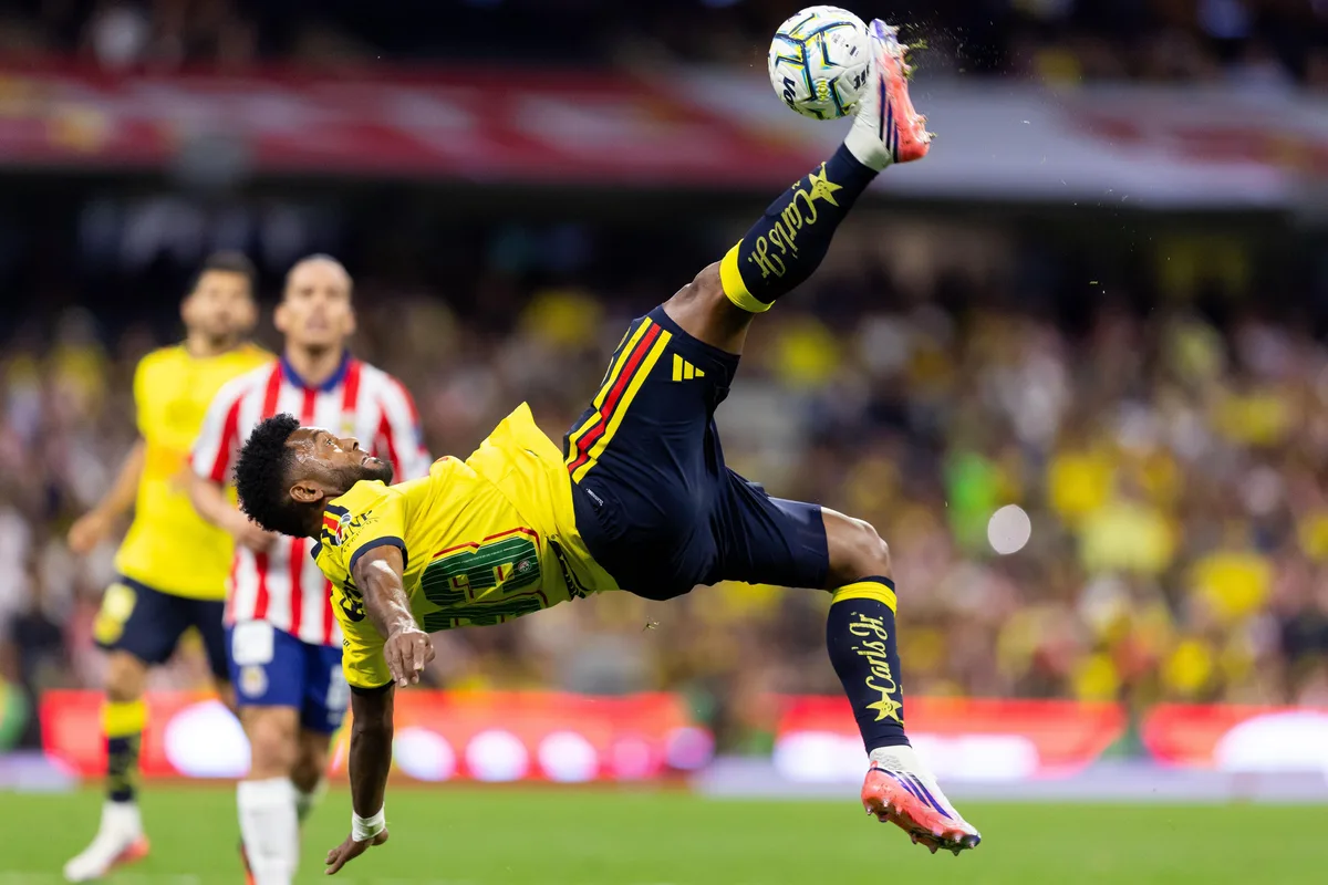 América rescata el 2-2 ante Chivas: doblete de Borja enciende el Clásico Nacional