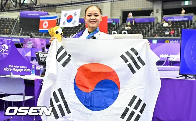 [사진]여서정, 아버지 여홍철처럼 AG 금메달 2개