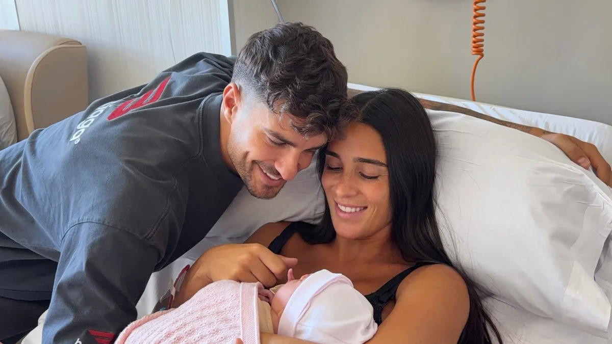 Claudia Martínez y Mario González, de 'La isla de las tentaciones' padres de su primera hija en común, Valentina