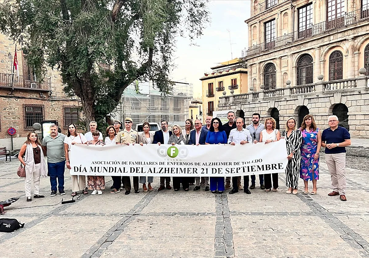 Los familiares de enfermos de alzhéimer denuncian en Toledo el «abandono» de las administraciones