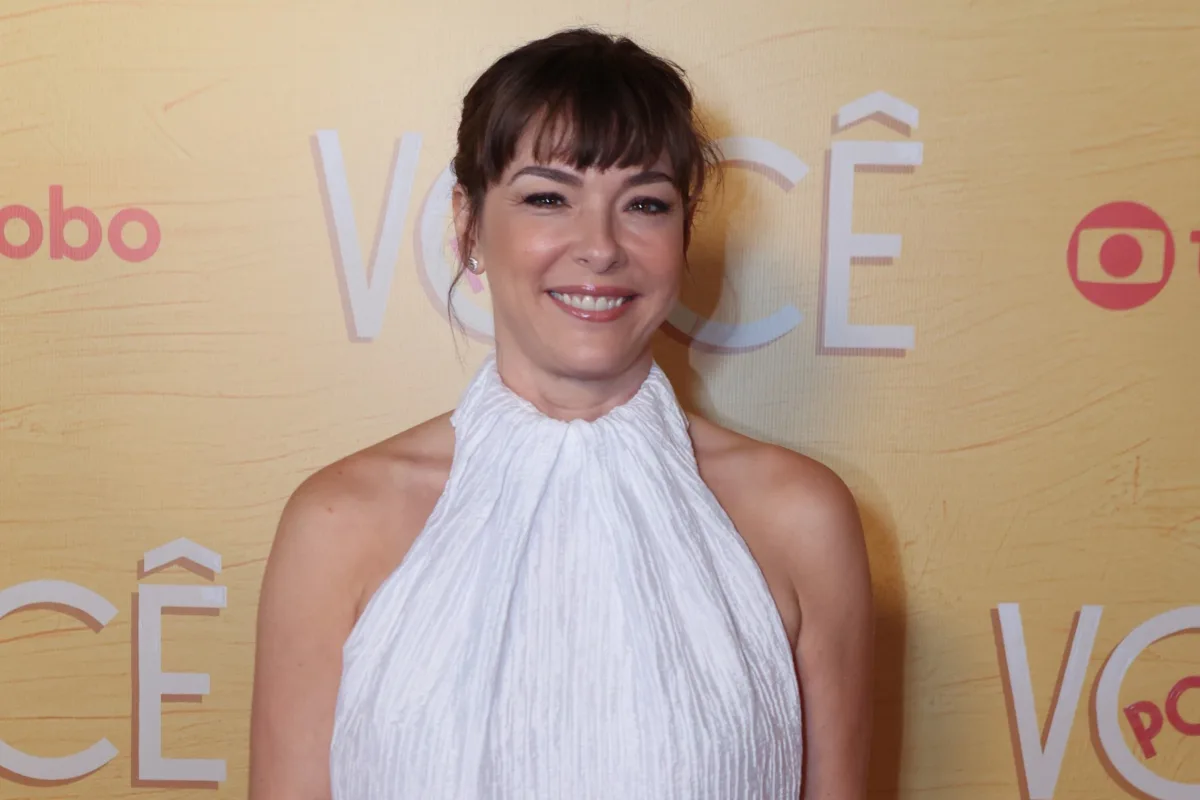 Regiane Alves desabafa sobre menopausa precoce e a vida de solteira