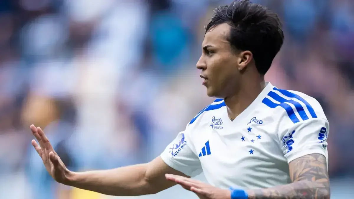 Kaio Jorge marca três, e Cruzeiro vence o Grêmio de virada no Brasileirão