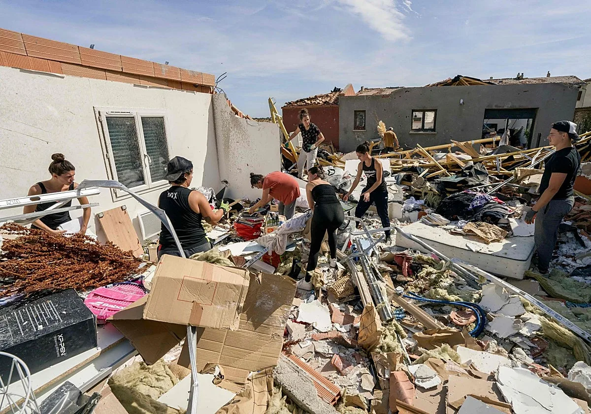 Un tornado provoca más de 40 heridos en el sur de Francia