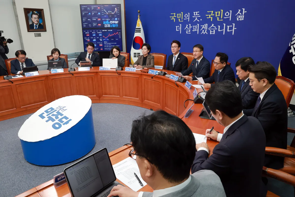 친청계 최고위원들, 공개회의서 김민석 대표 겨냥 “신천지 조사, 누가 흘렸나”