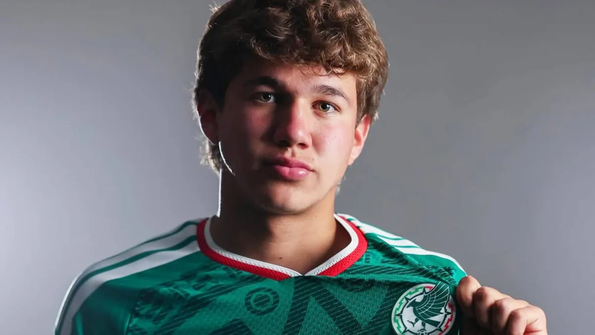 Quién es Santiago Cisneros, la nueva joya de la cantera mexicana elegida entre los 60 mejores talentos del futbol mundial