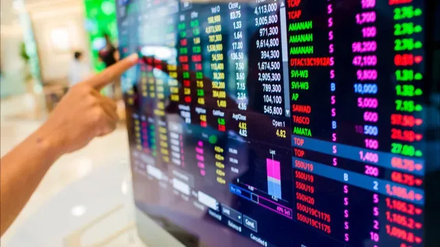 Bolsas europeias em baixa e petróleo a cair pelo terceiro dia consecutivo