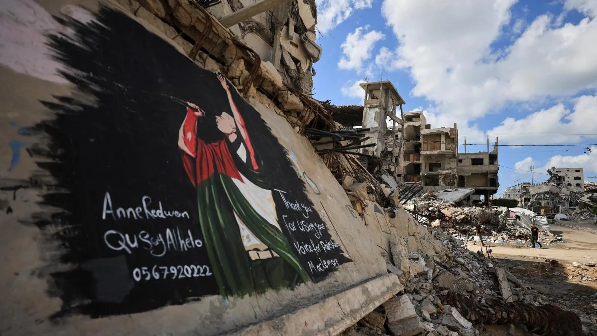Pintan en Gaza un mural del rapero Macklemore tras la polémica por la gira de Ed Sheeran