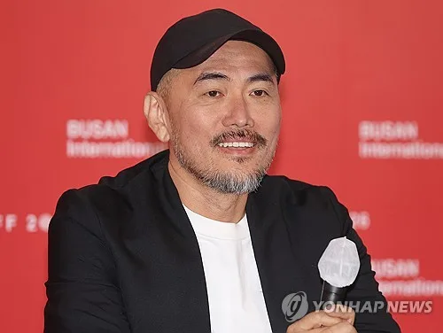 '긴긴밤' 엄규복 "원작의 연대를 통한 치유와 내리사랑이 핵심"