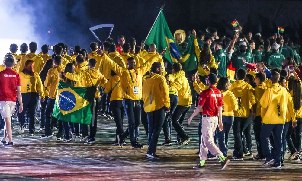 Alison dos Santos vai em busca de título inédito neste fim de semana