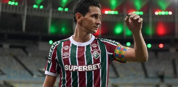 Fluminense poupa Thiago Silva e tem Ganso titular; veja escalações