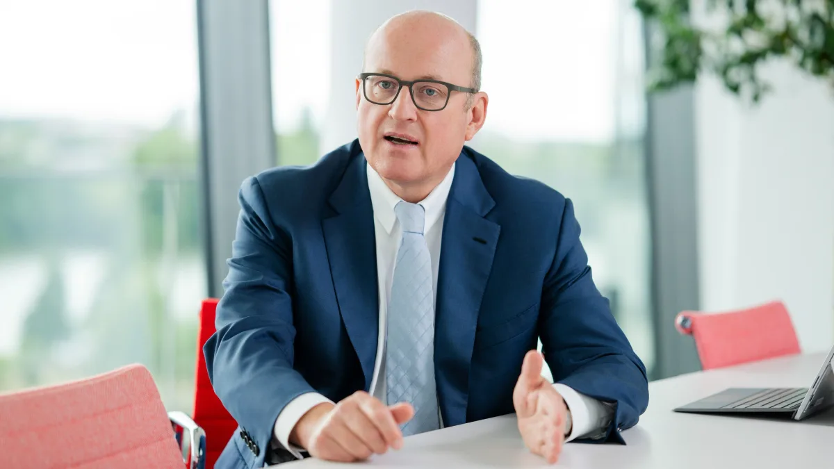 960 Prozent Rendite: Der gegen die ETFs kämpft