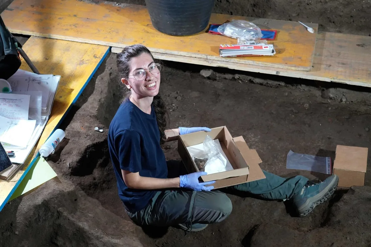 Hallan un segundo cerebro saponificado en las excavaciones en el convento de Santa Clara, en Pontevedra