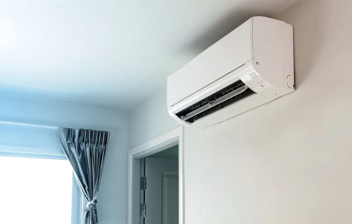 Por que é tão difícil achar ar-condicionado 110V? E como instalar um de 220V onde a voltagem é 110V?
