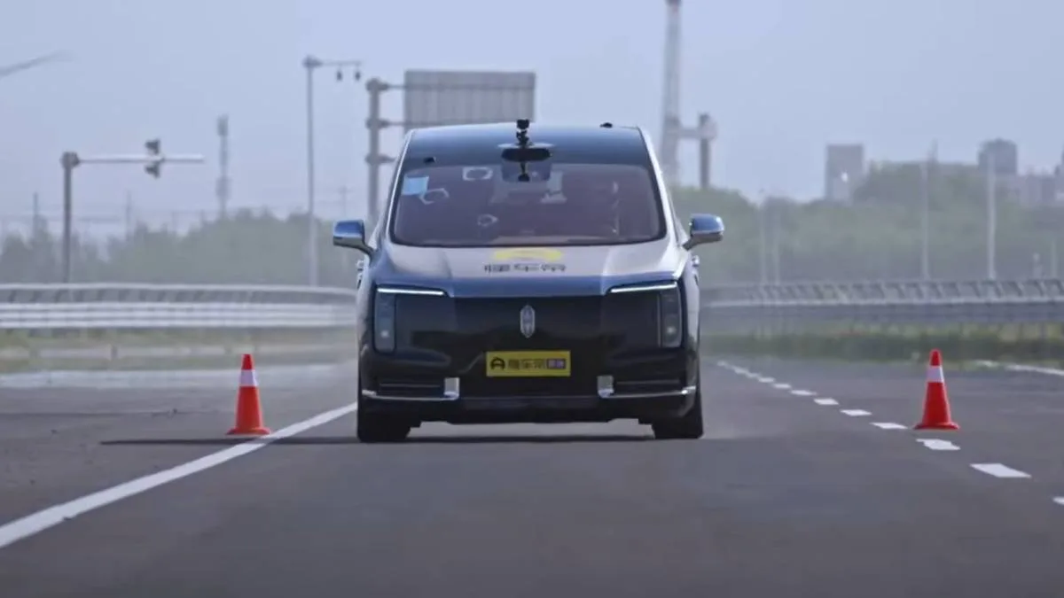 La pédale de frein d’une voiture chinoise à plus de 100 000 € casse en plein test… à trois reprises