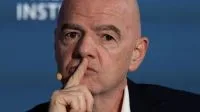 Uefa deve processar Infantino por “má gestão criminosa”