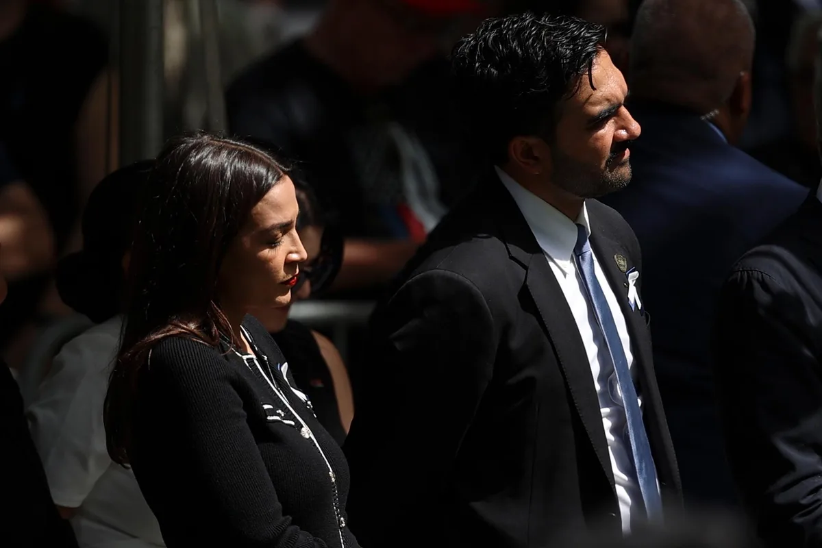 Conmemoran Biden, Obama, Clinton y Mamdani el 25 aniversario del11S en Nueva York