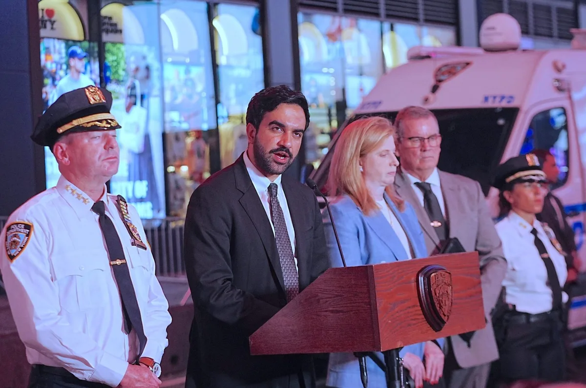 Bank of America vice president identified as victim in random Times Square stabbing
