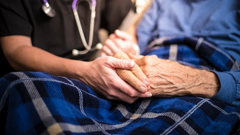 WA nurse banned after using elderly patient’s credit card for online shopping spree
