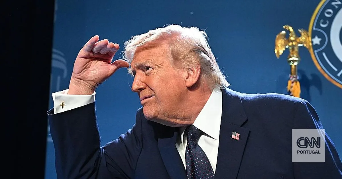 Emigrar para os EUA vai ficar mais caro. Trump quer nova taxa de 85,7 mil euros para vistos de trabalhadores qualificados