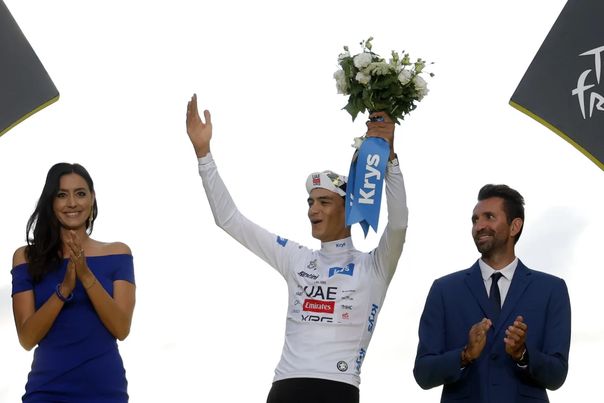 Isaac del Toro vuelve a estar entre los tres mejores ciclistas del mundo tras conquistar Montreal