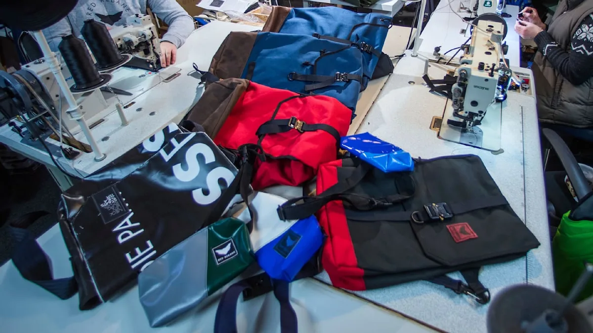 Alle Mitarbeiter gekündigt - Bekannter Rucksack-Hersteller insolvent