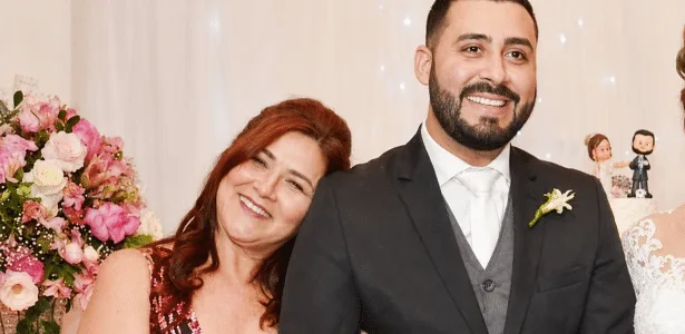 Mãe aceitou convite do filho para viajar antes de passarela cair em SP