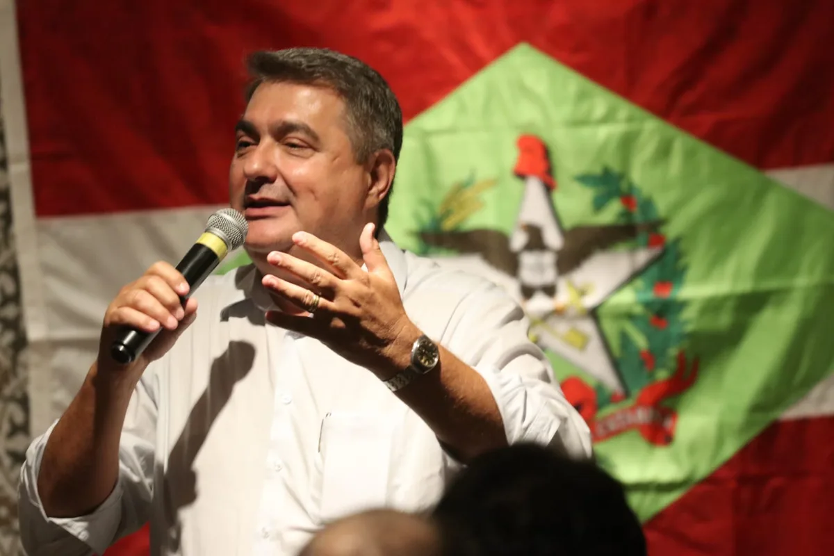 Lunelli declara mais de R$ 613 milhões em bens ao disputar Senado, quase o dobro do patrimônio de 2022