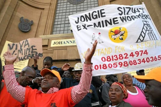 More than R2bn paid to 26,300 ex-miners with TB and silicosis but many more still wait