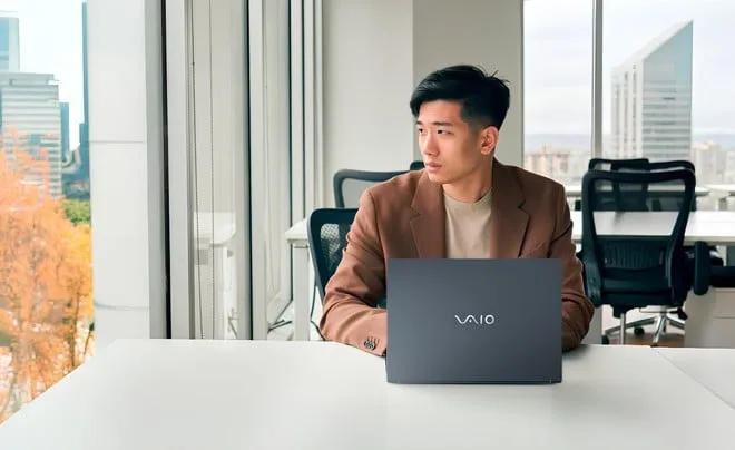 VAIO FE16 em oferta! Melhor notebook com tela grande e Linux em custo-benefício