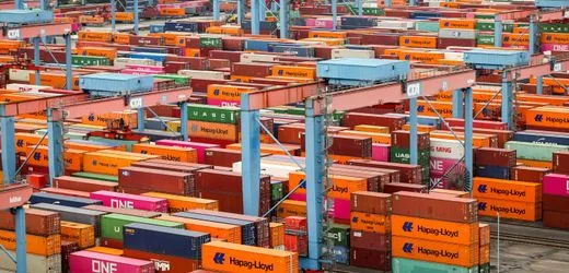 Hamburg, Bremen: Ver.di ruft an sechs Seehäfen zu Warnstreiks auf