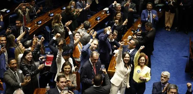 Como ficou a votação da escala 6x1? Veja placar nos dois turnos