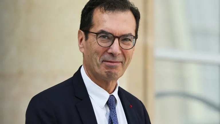 Ils coûtent "18 milliards d'euros par an": Jean-Pierre Farandou regrette une hausse des arrêts de travail, notamment de courte durée