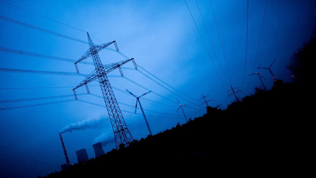 Preço grossista da eletricidade ibérica é o terceiro mais caro de sempre no outono