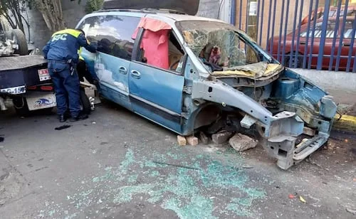 Alcaldía Cuauhtémoc ha retirado 5 mil 400 vehículos abandonados en vía pública; estas acciones son permanentes, recuerda