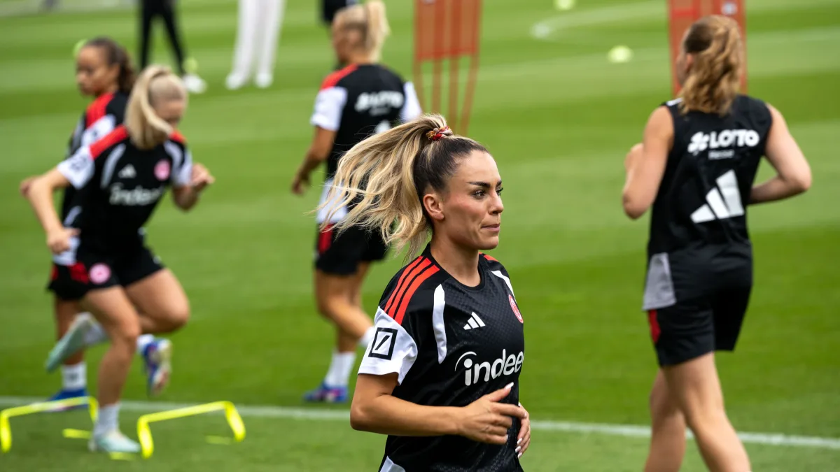 Eintracht-Frauen vor dem Start: Mit Mumm und Memeti in die neue Saison