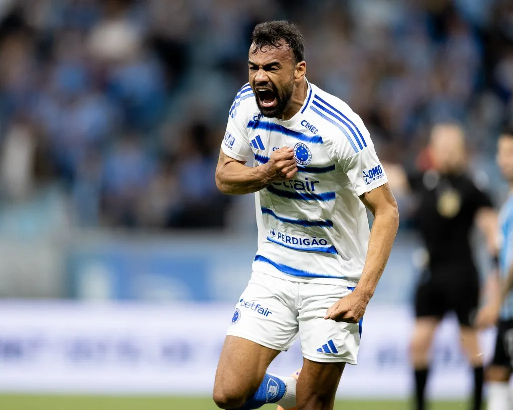 Fabrício Bruno lamenta derrota para o Santos e revela problema físico longevo
