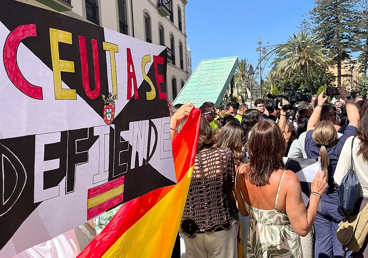 El Ayuntamiento de Córdoba se suma a la concentración de apoyo a Ceuta convocada por la FEMP